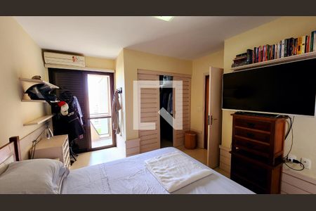 Apartamento à venda com 345m², 5 quartos e 3 vagas Apartamento à venda com 345m², 5 quartos e 3 vagasQuarto Suíte 3