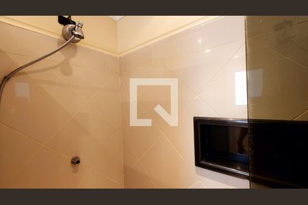 Apartamento à venda com 345m², 5 quartos e 3 vagas Apartamento à venda com 345m², 5 quartos e 3 vagasBanheiro