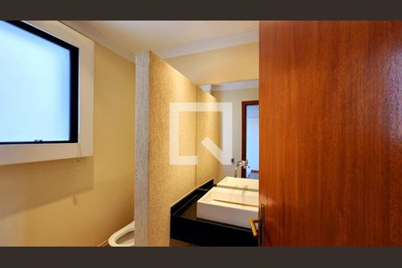 Apartamento à venda com 345m², 5 quartos e 3 vagas Apartamento à venda com 345m², 5 quartos e 3 vagasBanheiro