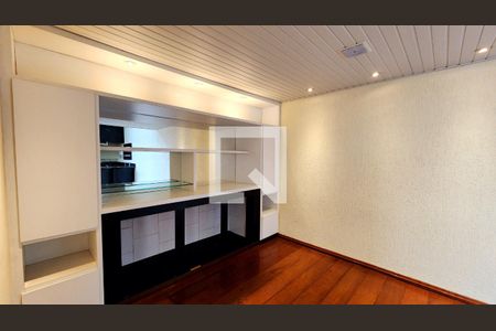 Apartamento à venda com 345m², 5 quartos e 3 vagas Apartamento à venda com 345m², 5 quartos e 3 vagasÁrea gourmet