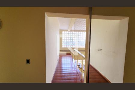 Apartamento à venda com 345m², 5 quartos e 3 vagas Apartamento à venda com 345m², 5 quartos e 3 vagasCorredor Sala