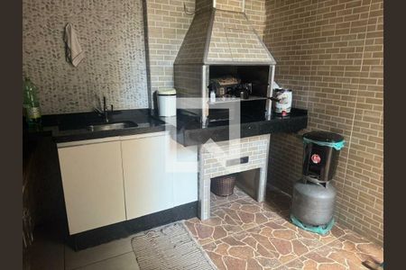 Casa à venda com 150m², 3 quartos e 2 vagas