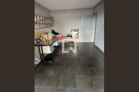 Casa à venda com 150m², 3 quartos e 2 vagas