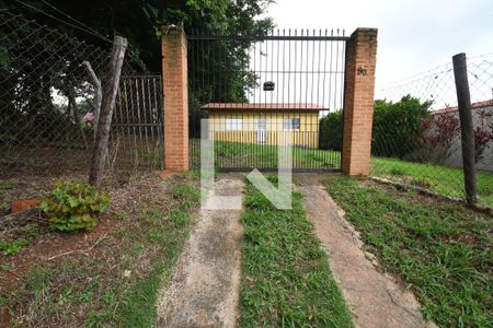 Casa à venda com 250m², 2 quartos e 6 vagasFachada