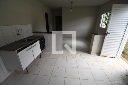 Casa à venda com 250m², 2 quartos e 6 vagasCozinha