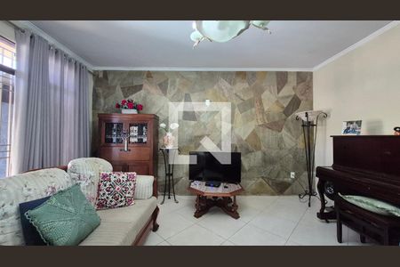 Sala de casa à venda com 3 quartos, 172m² em Vila Pires, Santo André