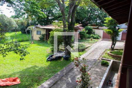 Casa à venda com 778m², 4 quartos e 5 vagas Casa à venda com 778m², 4 quartos e 5 vagasVISTA DA VARANDA QUARTO 3