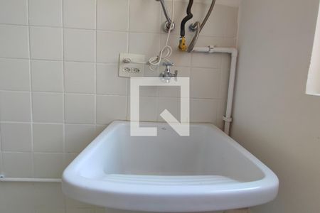 Apartamento à venda com 60m², 3 quartos e 1 vagaÁrea de Serviço