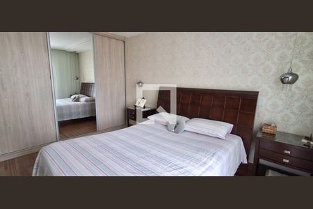 Apartamento à venda com 160m², 3 quartos e 4 vagas Apartamento à venda com 160m², 3 quartos e 4 vagasSuíte 2