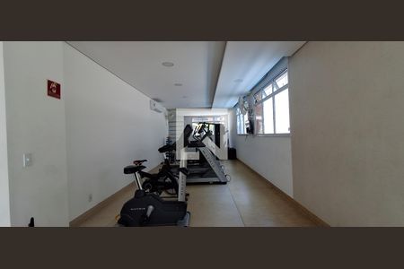 Apartamento à venda com 160m², 3 quartos e 4 vagas Apartamento à venda com 160m², 3 quartos e 4 vagasÁrea Comum