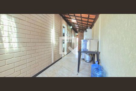 Casa de condomínio à venda com 99m², 3 quartos e 1 vagaÁrea de Serviço