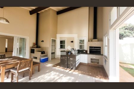 Casa de condomínio à venda com 200m², 5 quartos e 4 vagas Casa de condomínio à venda com 200m², 5 quartos e 4 vagasÁrea gourmet