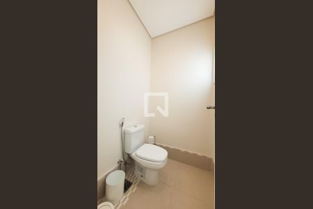 Casa de condomínio à venda com 200m², 5 quartos e 4 vagas Casa de condomínio à venda com 200m², 5 quartos e 4 vagasLavabo