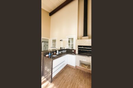 Casa de condomínio à venda com 200m², 5 quartos e 4 vagas Casa de condomínio à venda com 200m², 5 quartos e 4 vagasÁrea gourmet