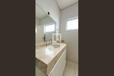 Casa de condomínio à venda com 200m², 5 quartos e 4 vagas Casa de condomínio à venda com 200m², 5 quartos e 4 vagasBanheiro da Suíte 3