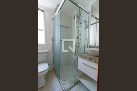 Apartamento à venda com 64m², 3 quartos e 1 vaga Apartamento à venda com 64m², 3 quartos e 1 vagaBanheiro