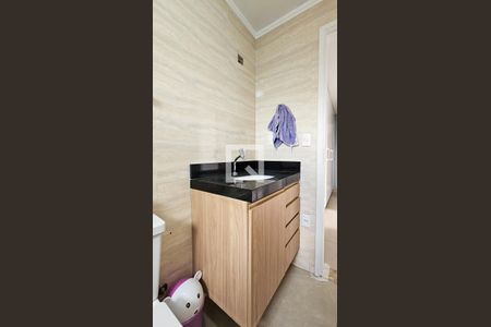 Apartamento à venda com 64m², 2 quartos e 1 vaga Apartamento à venda com 64m², 2 quartos e 1 vagaBanheiro