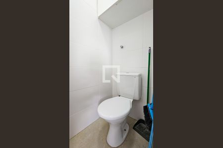 Apartamento à venda com 64m², 2 quartos e 1 vaga Apartamento à venda com 64m², 2 quartos e 1 vagaBanheiro 2