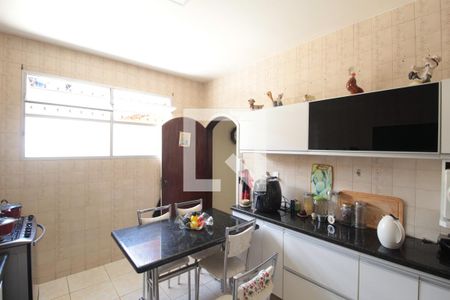 Casa à venda com 270m², 3 quartos e 5 vagasCozinha