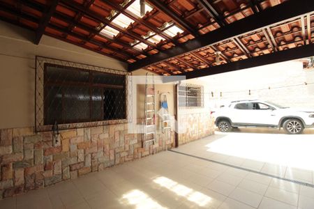 Casa à venda com 270m², 3 quartos e 5 vagasGaragem