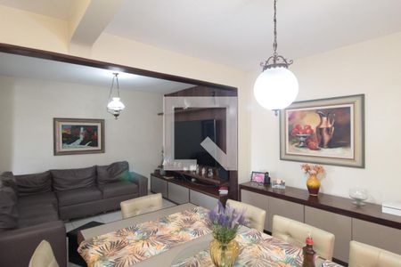 Casa à venda com 270m², 3 quartos e 5 vagasCopa