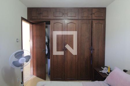 Casa à venda com 270m², 3 quartos e 5 vagasQuarto 2