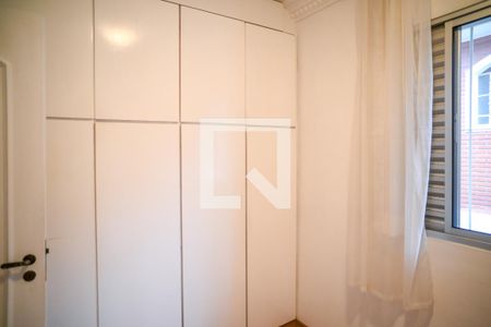 Casa à venda com 157m², 3 quartos e 2 vagas Casa à venda com 157m², 3 quartos e 2 vagasQuarto 1