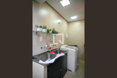 Casa à venda com 157m², 3 quartos e 2 vagas Casa à venda com 157m², 3 quartos e 2 vagasÁrea de Serviço