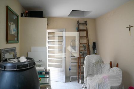 Casa à venda com 157m², 3 quartos e 2 vagas Casa à venda com 157m², 3 quartos e 2 vagasQuarto de Serviço