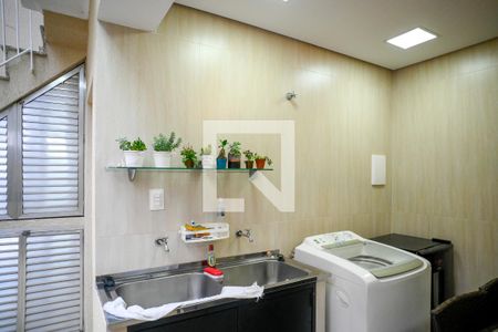 Casa à venda com 157m², 3 quartos e 2 vagas Casa à venda com 157m², 3 quartos e 2 vagasÁrea de Serviço