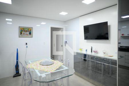 Casa à venda com 157m², 3 quartos e 2 vagas Casa à venda com 157m², 3 quartos e 2 vagasCozinha