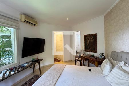 Casa de condomínio à venda com 317m², 3 quartos e 2 vagasSuíte 1