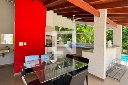 Casa de condomínio à venda com 317m², 3 quartos e 2 vagasChurrasqueira