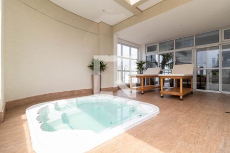 Apartamento à venda com 96m², 2 quartos e 3 vagas Apartamento à venda com 96m², 2 quartos e 3 vagasÁrea Comum