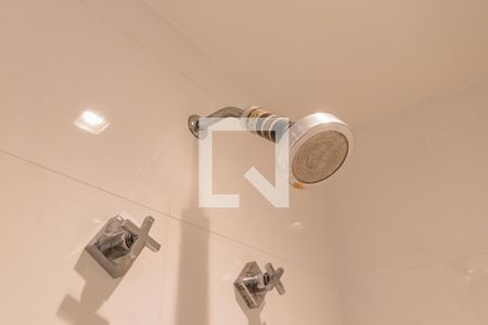 Apartamento à venda com 96m², 2 quartos e 3 vagas Apartamento à venda com 96m², 2 quartos e 3 vagasBanheiro da Suíte 2