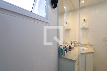 Apartamento à venda com 77m², 1 quarto e 2 vagasBanheiro da Suíte