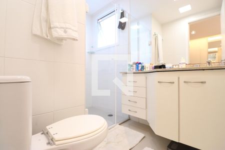 Apartamento à venda com 77m², 1 quarto e 2 vagasBanheiro da Suíte