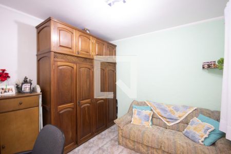 Casa à venda com 180m², 3 quartos e 4 vagas Casa à venda com 180m², 3 quartos e 4 vagasQuarto 3