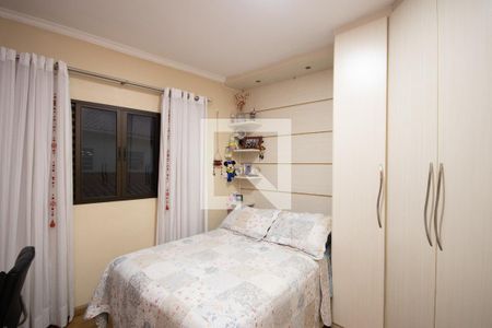 Casa à venda com 180m², 3 quartos e 4 vagas Casa à venda com 180m², 3 quartos e 4 vagasQuarto 2