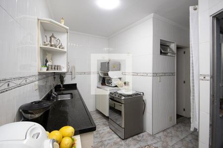 Casa à venda com 180m², 3 quartos e 4 vagas Casa à venda com 180m², 3 quartos e 4 vagasCozinha