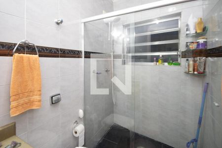 Casa à venda com 180m², 3 quartos e 4 vagas Casa à venda com 180m², 3 quartos e 4 vagasBanheiro 2