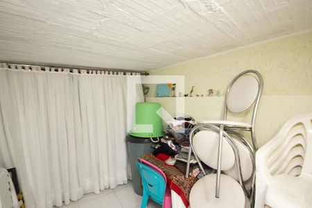 Casa à venda com 180m², 3 quartos e 4 vagas Casa à venda com 180m², 3 quartos e 4 vagasDespensa