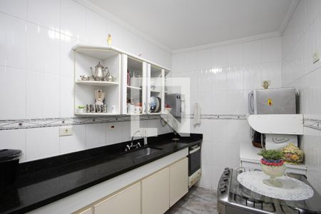 Casa à venda com 180m², 3 quartos e 4 vagas Casa à venda com 180m², 3 quartos e 4 vagasCozinha
