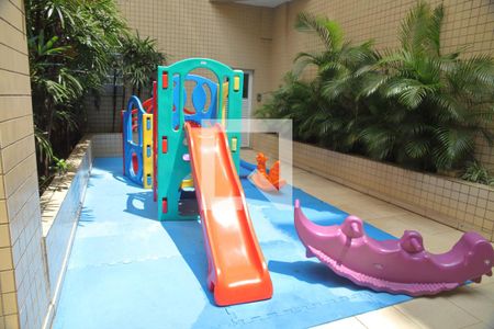 Apartamento à venda com 90m², 3 quartos e 2 vagasÁrea comum - Playground