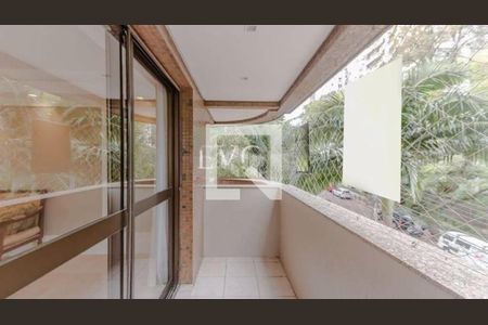 Apartamento à venda com 143m², 3 quartos e 4 vagas