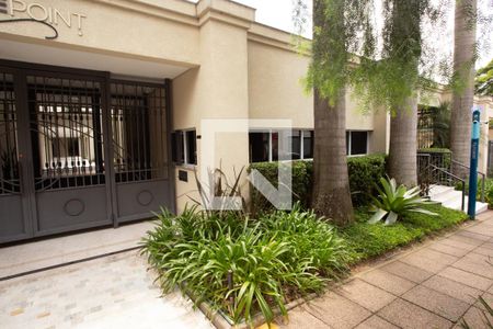 Apartamento à venda com 300m², 3 quartos e 5 vagas Apartamento à venda com 300m², 3 quartos e 5 vagasFachada