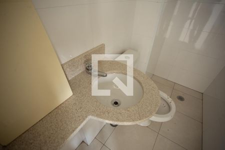 Apartamento à venda com 300m², 3 quartos e 5 vagas Apartamento à venda com 300m², 3 quartos e 5 vagasBanheiro