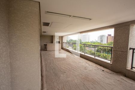 Apartamento à venda com 300m², 3 quartos e 5 vagas Apartamento à venda com 300m², 3 quartos e 5 vagasÁrea comum