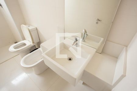 Apartamento à venda com 300m², 3 quartos e 5 vagas Apartamento à venda com 300m², 3 quartos e 5 vagasBanheiro