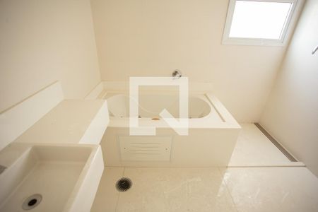 Apartamento à venda com 300m², 3 quartos e 5 vagas Apartamento à venda com 300m², 3 quartos e 5 vagasBanheiro